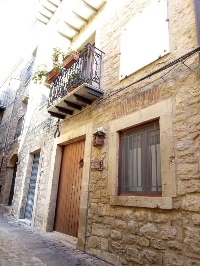 Hotel Casa Padre Jerone Gangi Exterior foto